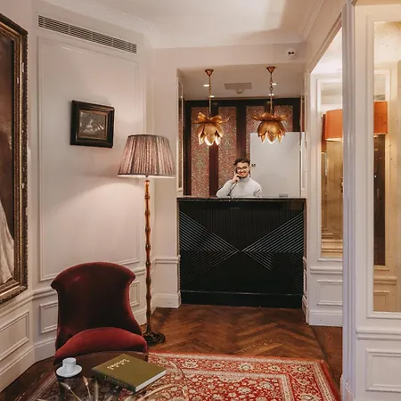 Maison Malesherbes 4* Parigi